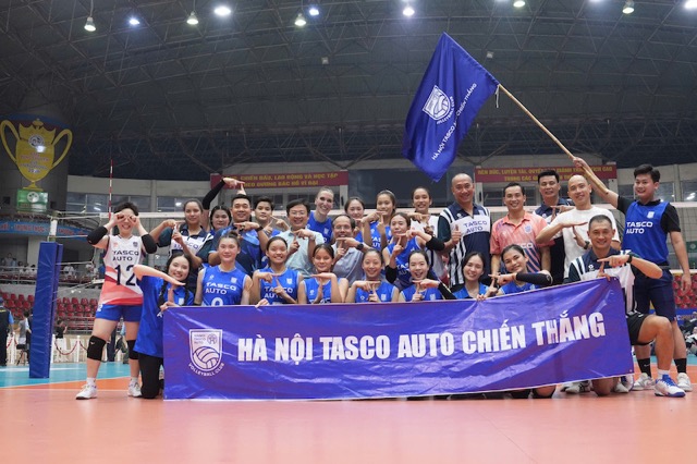 Hoa Chat Duc Giang women's volleyball team meets Hanoi Tasco Auto in the final of Hung Vuong Cup 2026. Photo: VFV