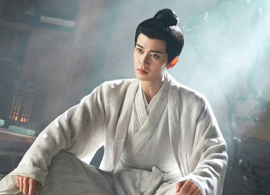 Heavenly Love" by Ren Jialun. Photo: VieON.