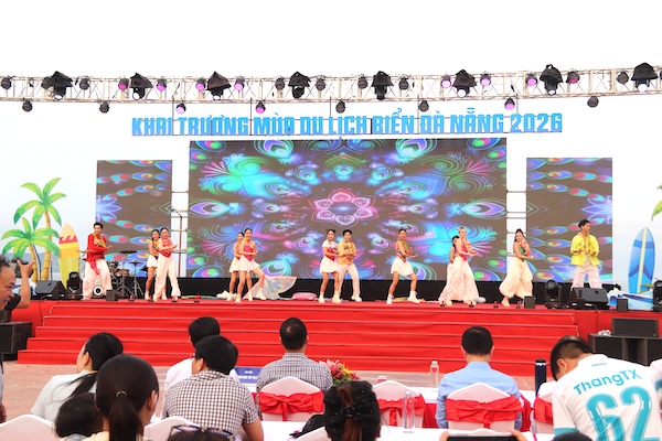 Đa dạng hoạt động tại mùa du lịch biển Đà Nẵng năm 2026. Ảnh: Nguyễn Linh