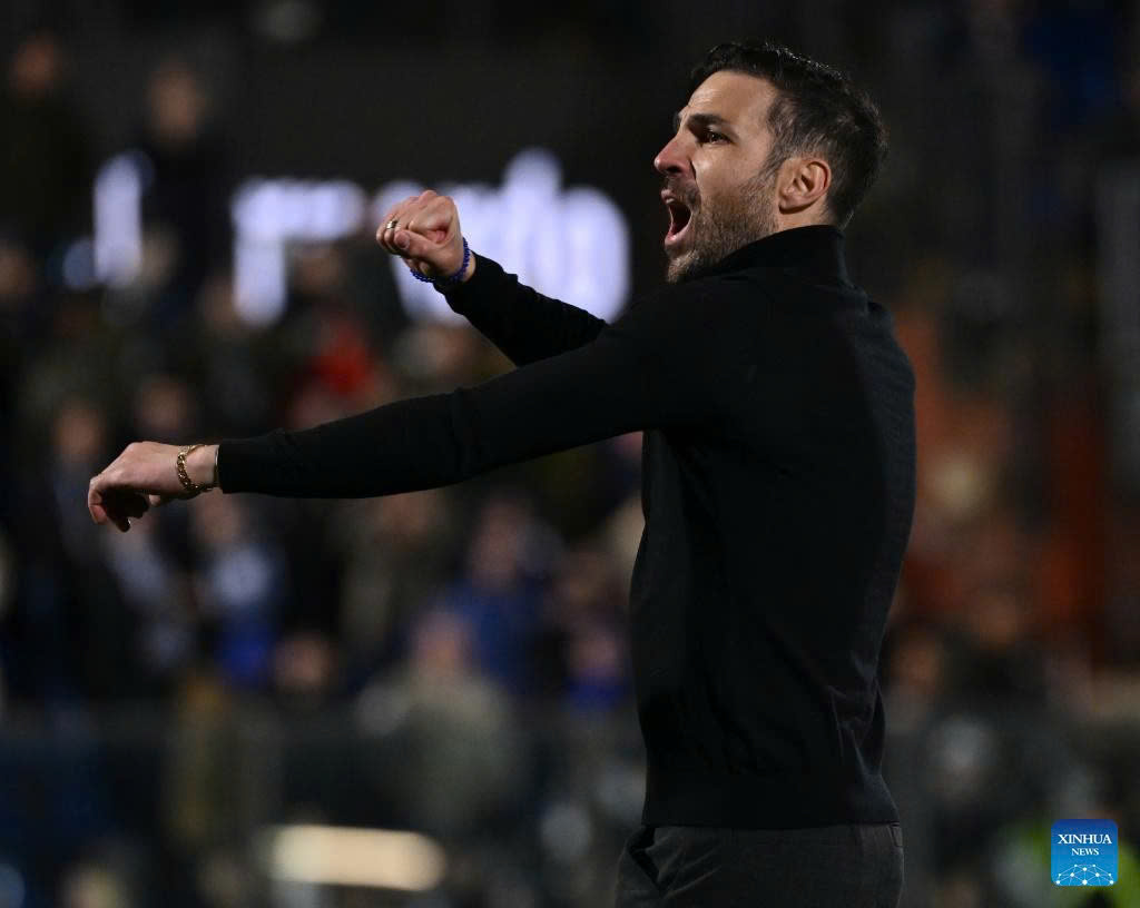 Fabregas có sự am hiểu nhất định về Chelsea.  Ảnh: AFP