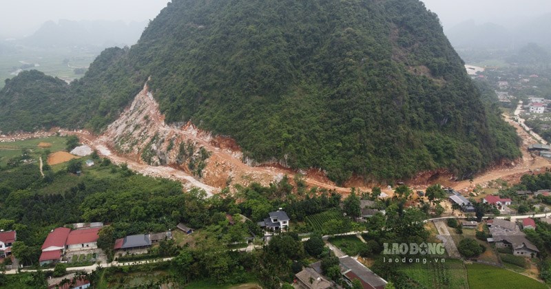 Phá dỡ mỏ đá gần tường rào, dân Mường Lạy mất ngủ, chán ăn