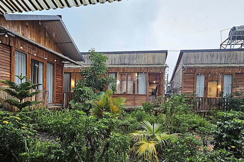 Các khu lưu trú trên cao nguyên Mộc Châu chuẩn bị sẵn sàng đón khách du lịch dịp 30.4 và 1.5. Ảnh: Bỉnh Khiêm