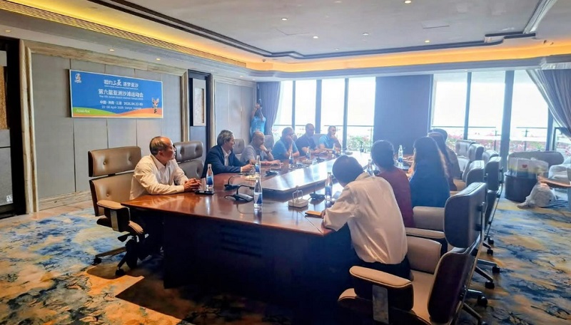 The parties worked on the proposal to host the 9th Asian Beach Games. Photo: Vietnam Olympic Committee