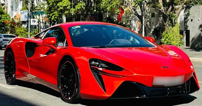 McLaren Artura chạy 20.000 km tìm thấy chủ mới ở TP.HCM