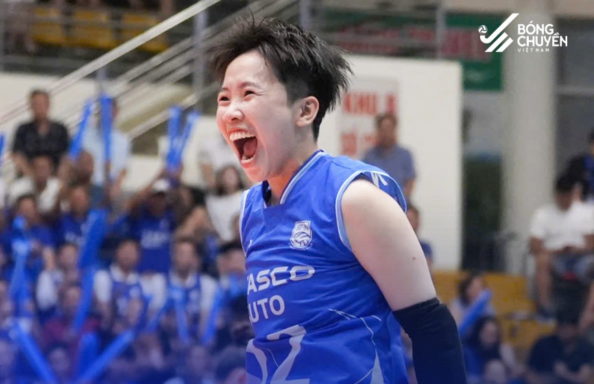 Khánh Đang giành danh hiệu “Vận động viên phòng thủ xuất sắc nhất“. Ảnh: VFV