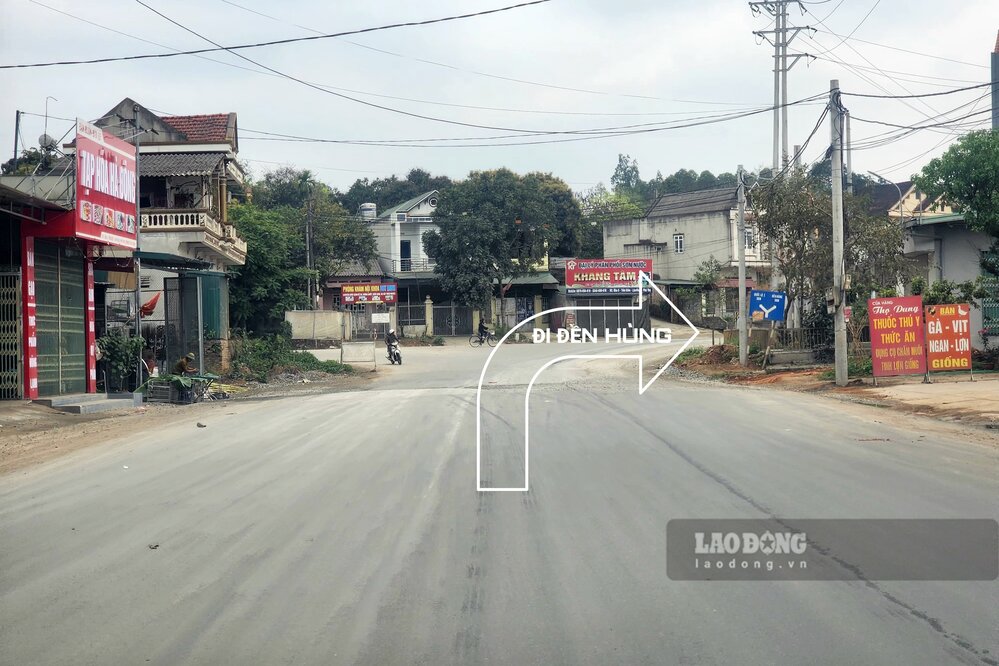 Điểm cuối tuyến đường dự án Cải tạo, nâng cấp tuyến đường nối Tỉnh lộ 325B, kết nối đường Hồ Chí Minh đi cầu Ngọc Tháp và tuyến cứu hộ cứu nạn tại xã Xuân Lũng. Ảnh: Tô Công