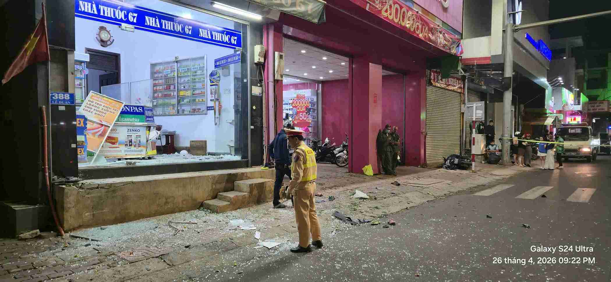 Cơ quan chức năng tỉnh Đắk Lắk vào cuộc làm rõ nguyên nhân vụ tai nạn tại phường Ea Kao. Ảnh: Công an cung cấp