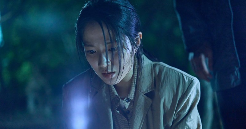 Kim Hye Yoon vượt Park Ji Hoon, dẫn đầu bảng xếp hạng diễn xuất