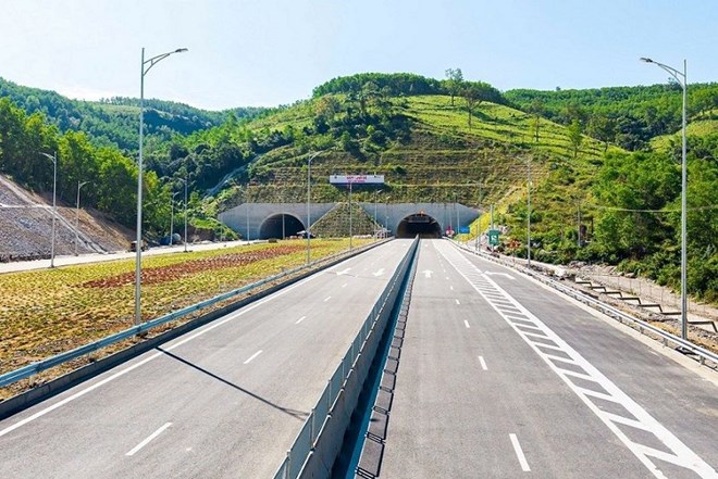 Quang Ngai - Hoai Nhon expressway section passing through Quang Ngai. Photo: Dong Giang