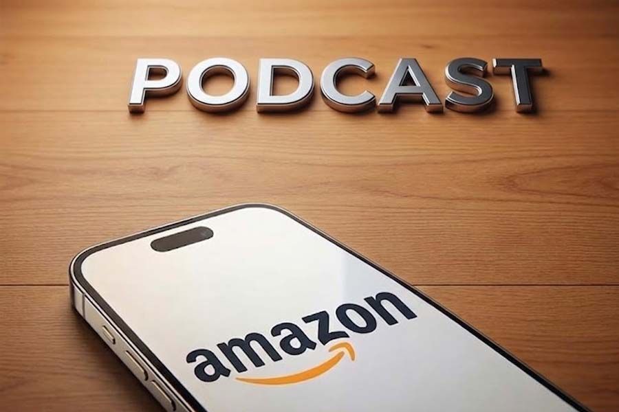 After personnel cuts, Amazon built a podcast ecosystem combining shopping, content and celebrities to maximize profits. Graphics: Cat Tien