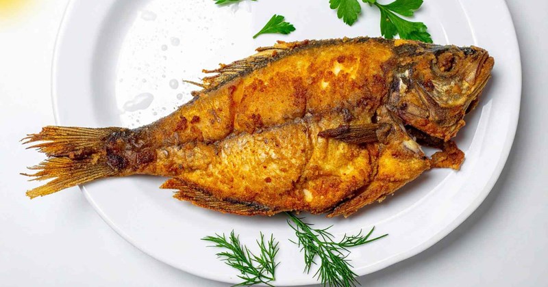 Hai cách chế biến cá có thể gây hại gan, thận nếu ăn thường xuyên