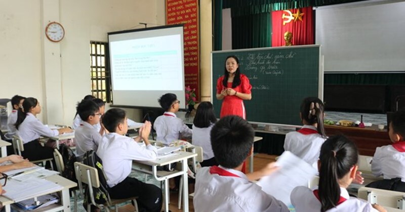Giáo viên muốn thăng chức phải chờ xét duyệt ở địa phương