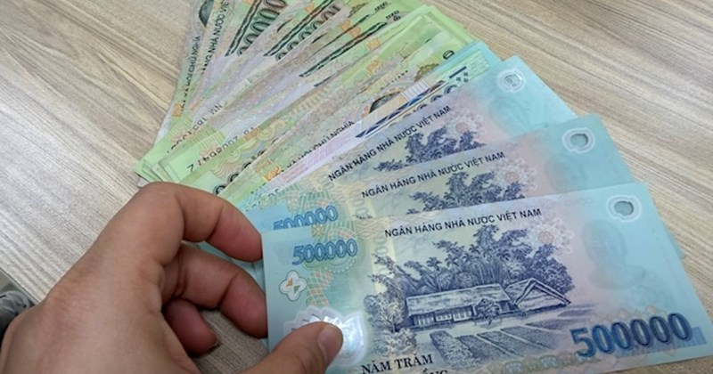 Dân mong chờ tăng lương hưu mới