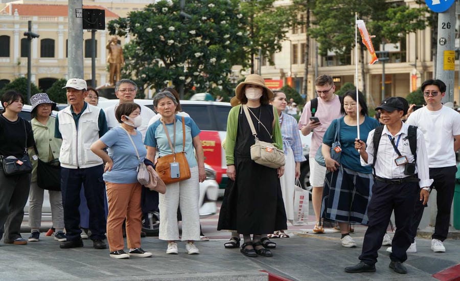 International visitors visiting and traveling to Ho Chi Minh City. Photo: Thanh Chan