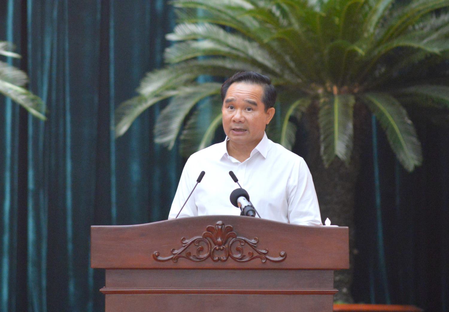 Chủ tịch UBND TPHCM Nguyễn Văn Được phát biểu tại buổi làm việc.  Ảnh: Hà Khánh