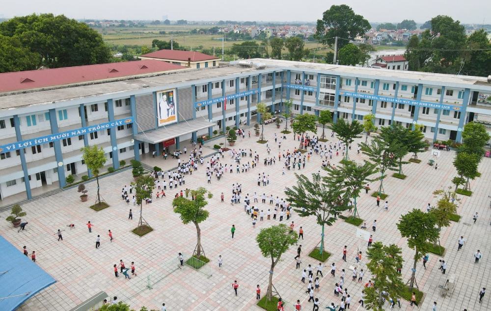 Localities are currently continuing to review and arrange public non-business units and schools. Photo: Quang Thai