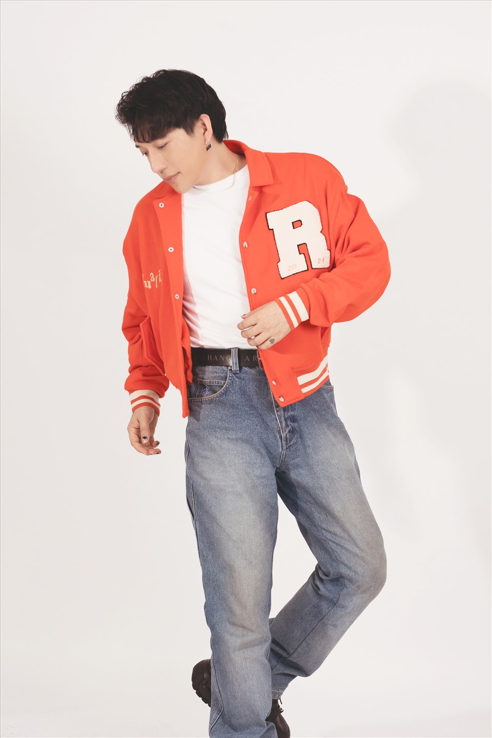 Nhạc sĩ Châu Đăng Khoa có nhiều bản hit. Ảnh: NSCC