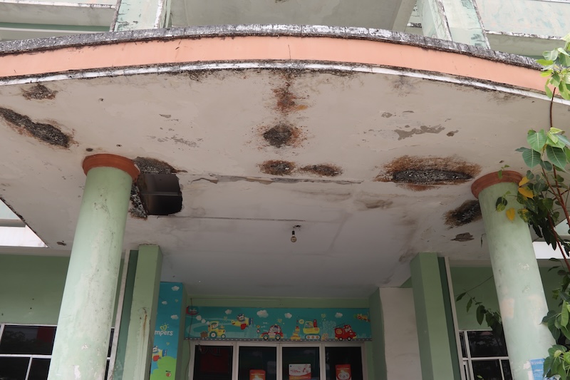 Tình trạng đóng cửa kéo dài tại các trụ sở dư thừa khiến chính quyền phải khẩn trương tìm phương án tái sử dụng. Ảnh: Nguyễn Linh