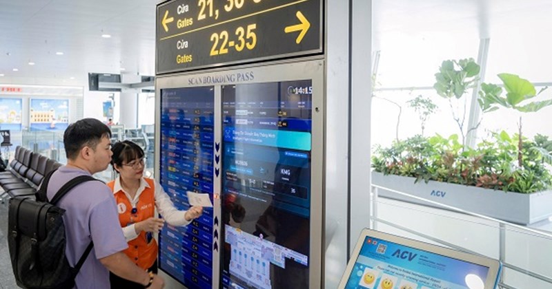 Giá vé máy bay đến Tân Sơn Nhất "hạ nhiệt" dịp lễ