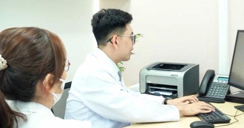 Đi tiểu nhiều lần: Nguyên nhân không chỉ từ thận