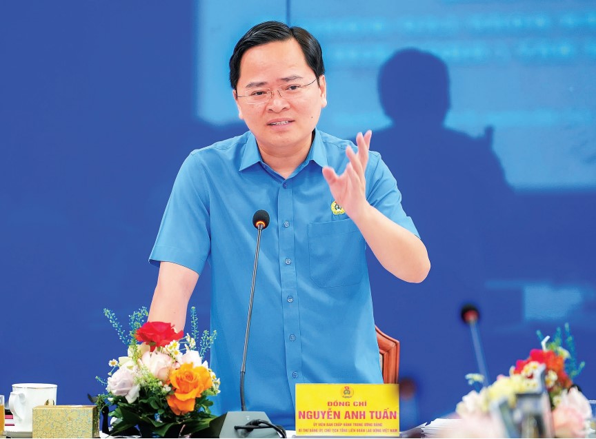 Mr. Nguyen Anh Tuan, Member of the Party Central Committee, President of the Vietnam General Confederation of Labor. Photo: HUU CHANH