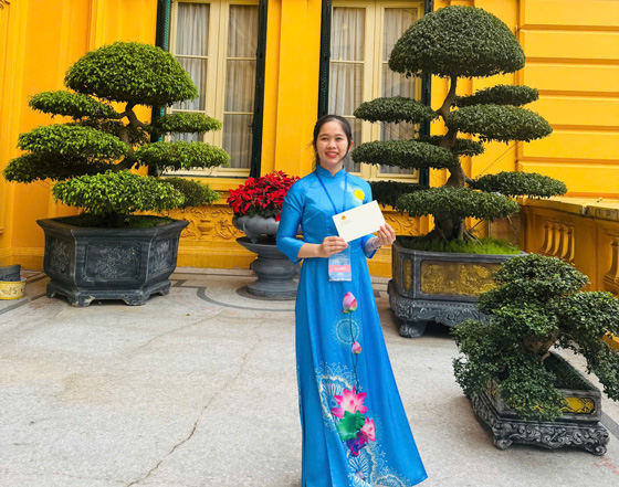 Huỳnh Thị Thanh Hoa được vinh danh Chủ tịch CĐCS xuất sắc năm 2026. Ảnh: Thanh Tuấn 