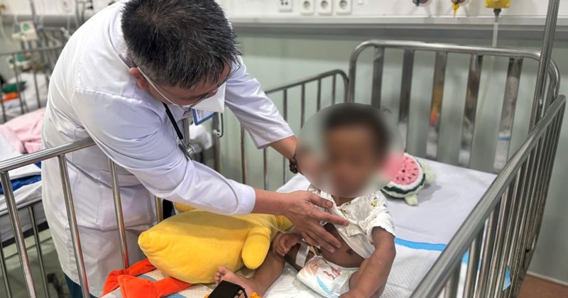 Bé trai 2 tuổi bị bạo hành ở TP.HCM hồi phục kỳ diệu