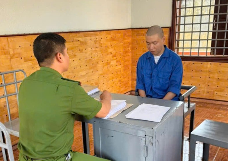 Đối tượng Nguyễn Anh Tuấn bị khởi tố  để điều tra về hành vi lừa đảo chiếm đoạt tài sản. Ảnh: Công an cung cấp