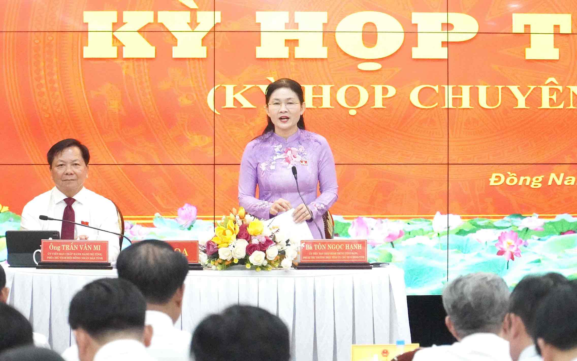 Bà Tôn Ngọc Hạnh, Ủy viên Trung ương Đảng, Phó Bí thư Thường trực Tỉnh ủy, Chủ tịch HĐND tỉnh Đồng Nai phát biểu. Ảnh: HAC