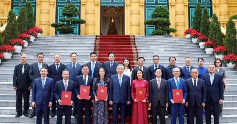Tổng Bí thư, Chủ tịch nước: VPĐD phải là cầu nối với trung tâm kinh tế, tài chính
