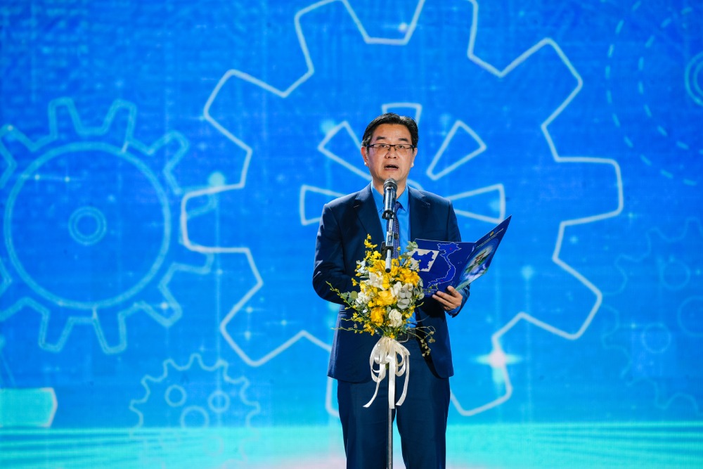 Theo ông Nguyễn Văn Thắng – Chủ tịch Liên đoàn Lao động TP Hà Nội, giai cấp công nhân Thủ đô đang tiếp tục phát huy vai trò là lực lượng đi đầu trong sự nghiệp phát triển kinh tế - xã hội, góp phần xây dựng Hà Nội ngày càng văn minh, hiện đại, hạnh phúc. Ảnh: LĐLĐ TP Hà Nội