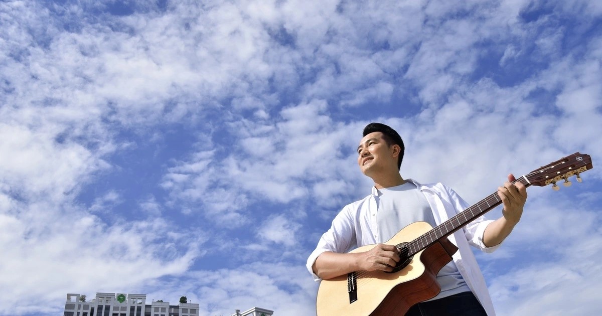 Singer Nguyen Phi Hung. Photo: Artist provided