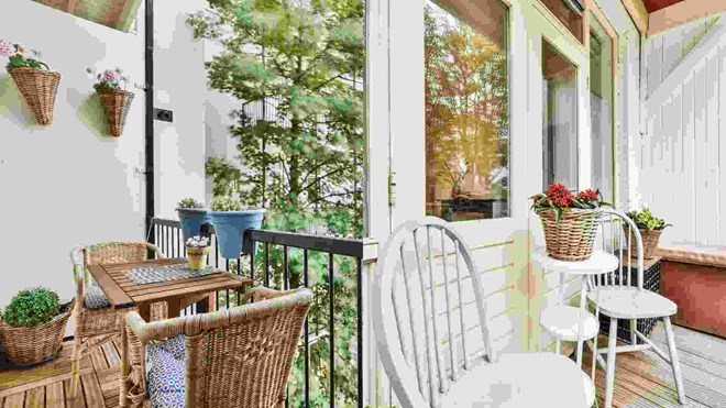 New outdoor decoration trends not only beautify living space but also help families bond. Photo: Ha May