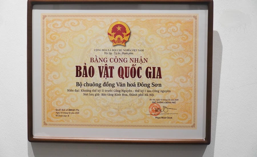 Certificate of recognition as National Treasure.