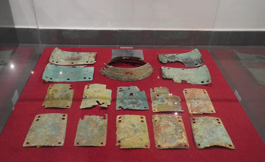Bảo vật quốc gia - Bộ áo giáp đồng: Ảnh: Minh Chính