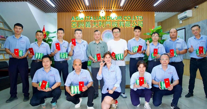 TP.HCM: Doanh nghiệp tổ chức lễ vinh danh, khen thưởng người lao động