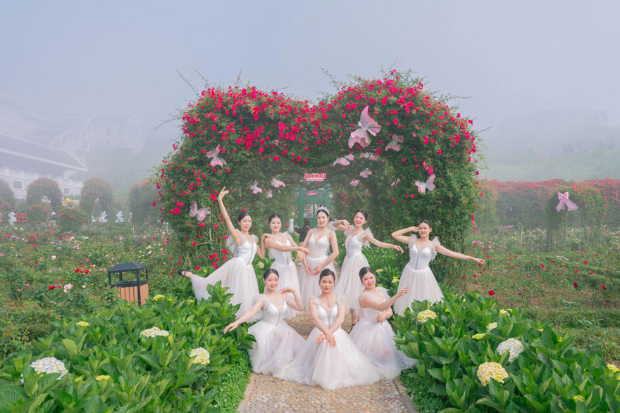 Đây cũng là “thiên đường check-in” thu hút đông đảo du khách trong dịp nghỉ lễ.