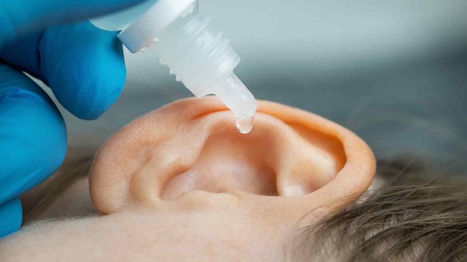 Viêm tai giữa ứ dịch, đánh cắp thính lực và ngôn ngữ của trẻ