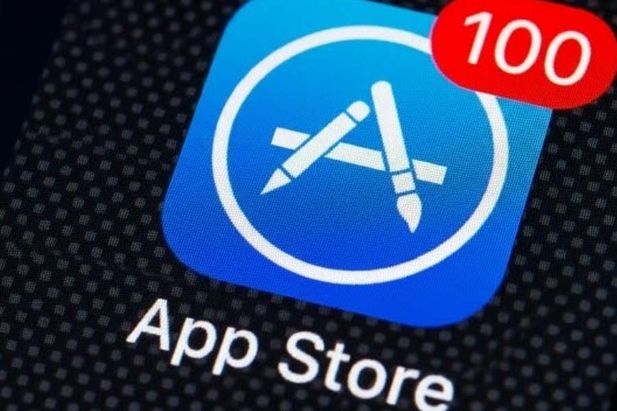 Apple은 개발자가 수익을 안정화하는 데 도움이 되지만 사용자에게도 잠재적인 위험이 있는 저렴한 등록 패키지와 12개월 약정을 소개합니다. 그래픽: Cat Tien