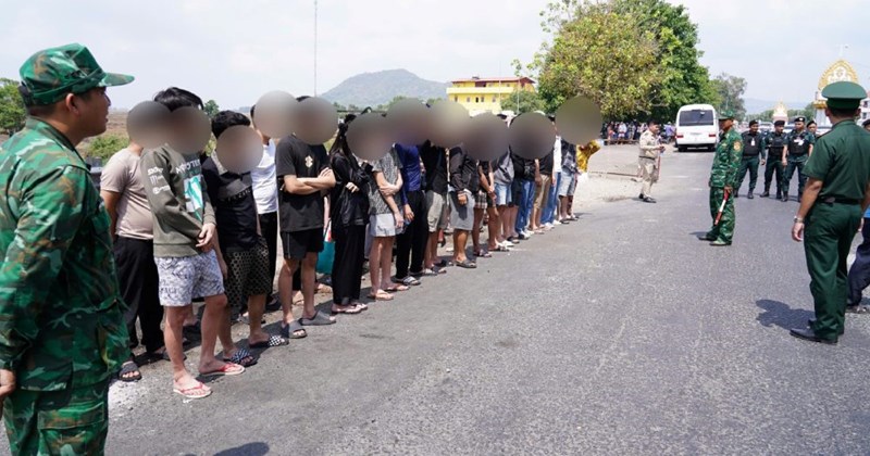 An Giang: Tiếp nhận 33 công dân, phát hiện 1 đối tượng truy nã