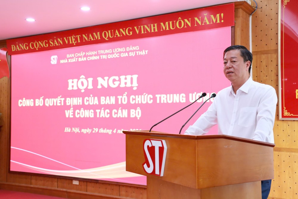 PGS.TS Vũ Trọng Lâm - Giám đốc, Tổng Biên tập NXBCTQGST phát biểu tại Hội nghị. Ảnh: Ái Vân