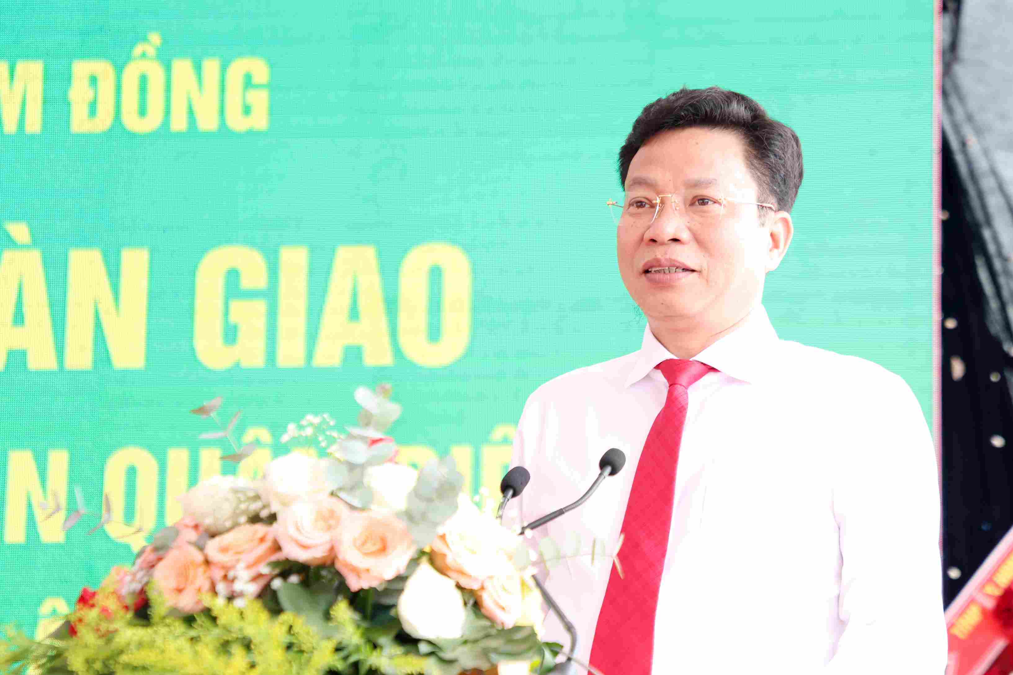 Lưu Văn Trung – Phó Bí thư Tỉnh ủy, Chủ tịch HĐND tỉnh Lâm Đồng phát biểu tại buổi lễ. Ảnh: Thần Hy 