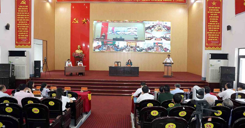 Cử tri đề xuất tăng phụ cấp cho cán bộ xã, thôn, tổ dân phố
