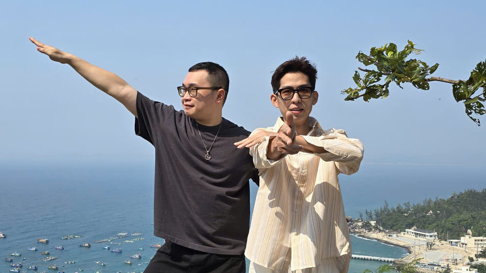 Join friends in many meaningful and cohesive activities during the upcoming holidays. Photo: Tuan Dat