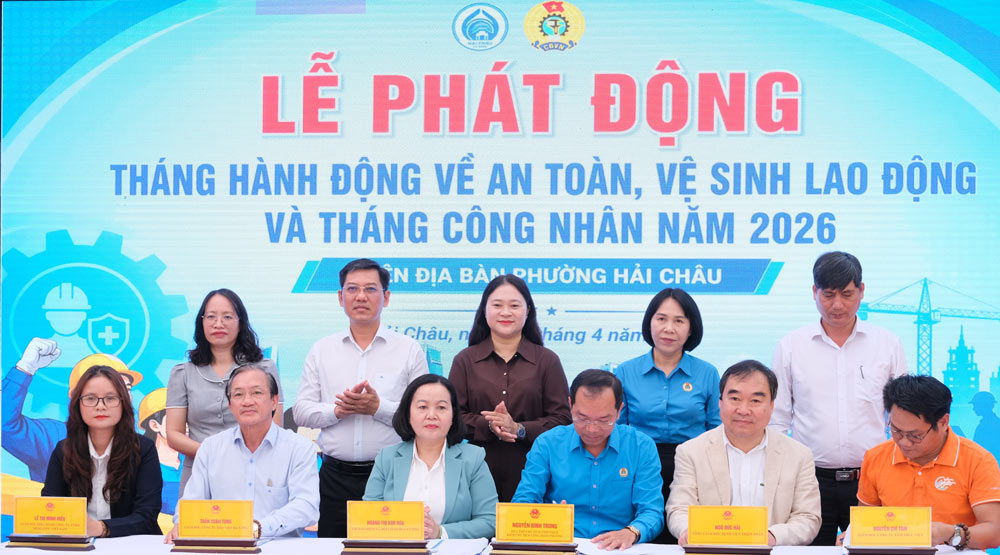 ハイチャウ区労働組合は、5つのユニットおよび企業と協力プログラム、組合員福祉プログラムに署名しました。写真:ハイチャウ労働組合