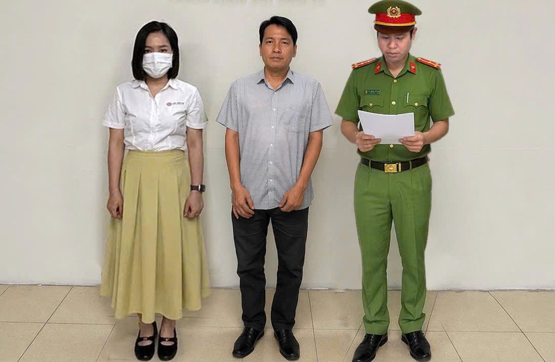 Bị can Trần Văn Phu và Tạ Thị Minh Phương bị Cơ quan CSĐT Công an tỉnh Ninh Bình khởi tố về tội "Trốn thuế". Ảnh: Diệu Anh