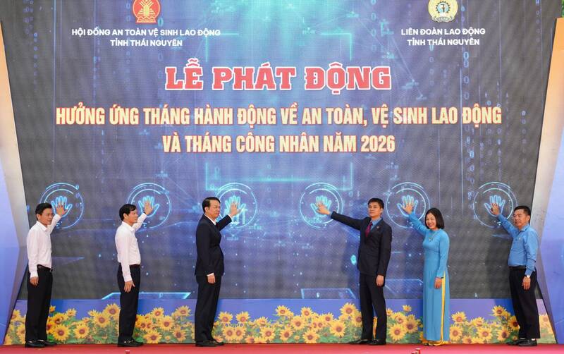 Launching ceremony of the Action Month on OSH and Workers' Month 2026. Photo: Duy Tuyen