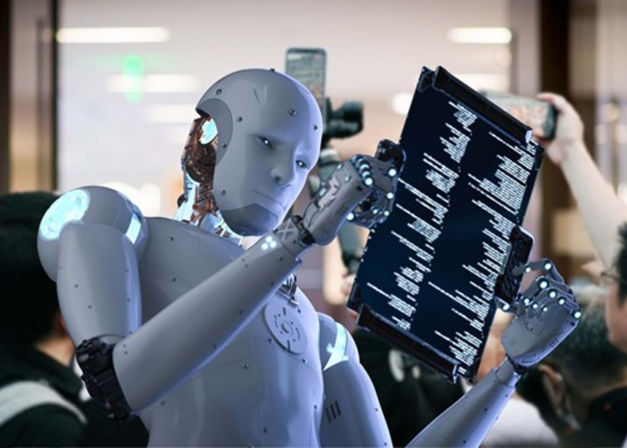 An AI agent has erased all business data in just a few seconds, raising concerns about the level of safety when automatically delegating rights. Graphics: Cat Tien