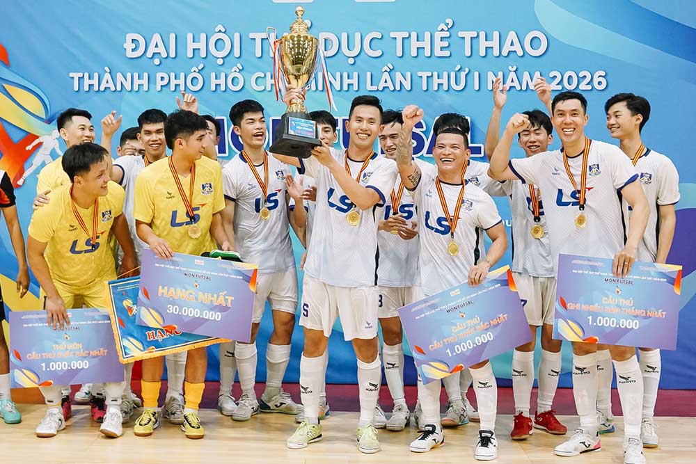 Chanh Hung Thai Son Nam celebrates the futsal championship of the 2026 Ho Chi Minh City Sports Festival after a convincing victory in the final. Photo: Nguyen Khanh