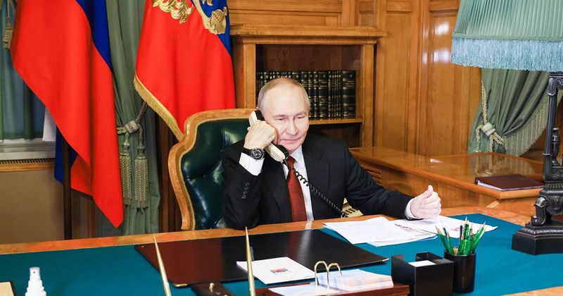 Trump và Putin điện đàm lần thứ 12